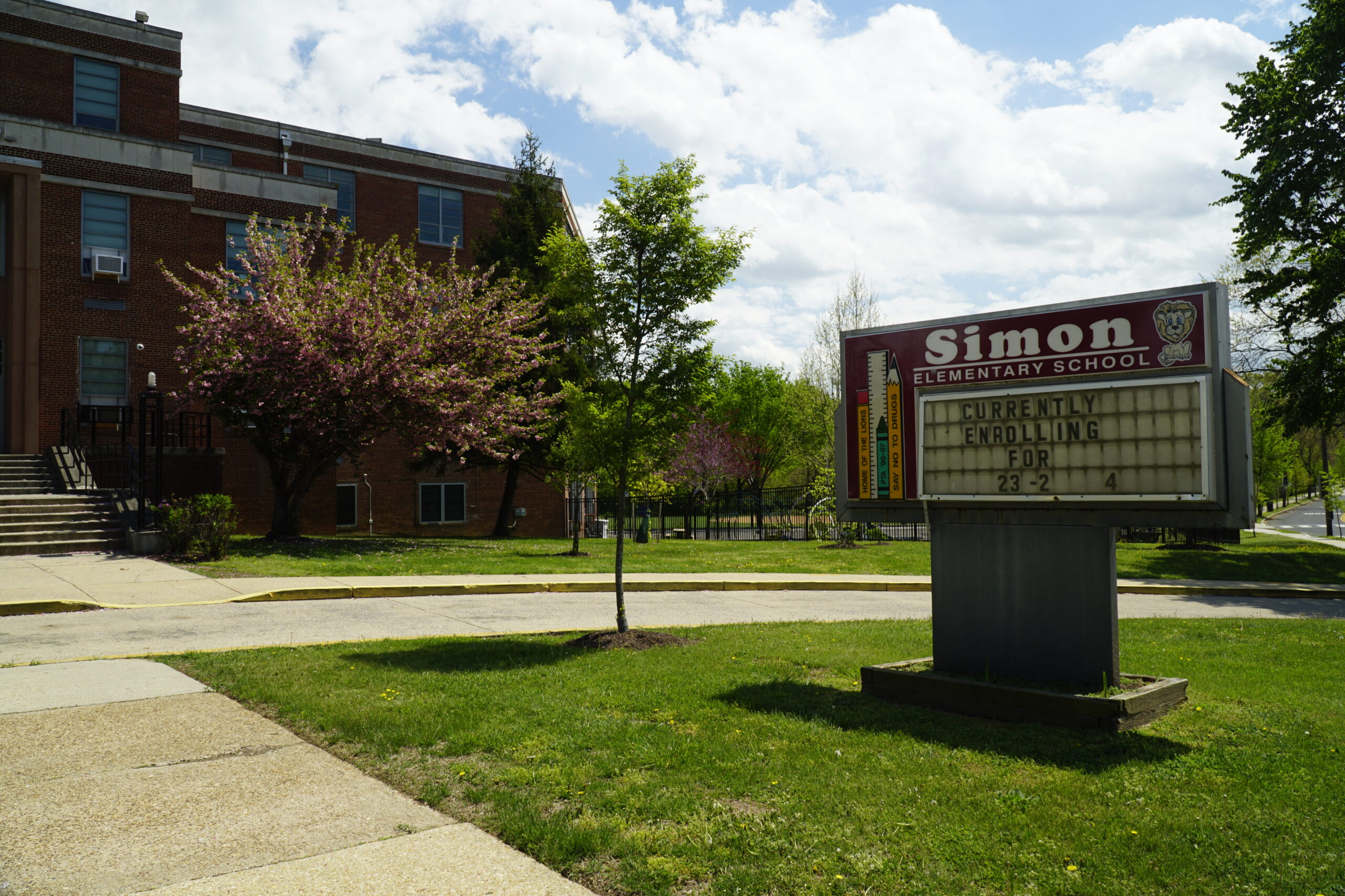 the main Simon Elementary School Sign
